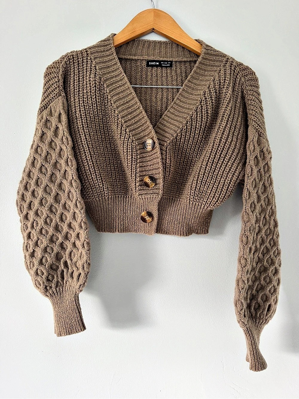 Women's Autumn/Winter Long Sleeve Cable Knit Cropped Cardigan Sweater With